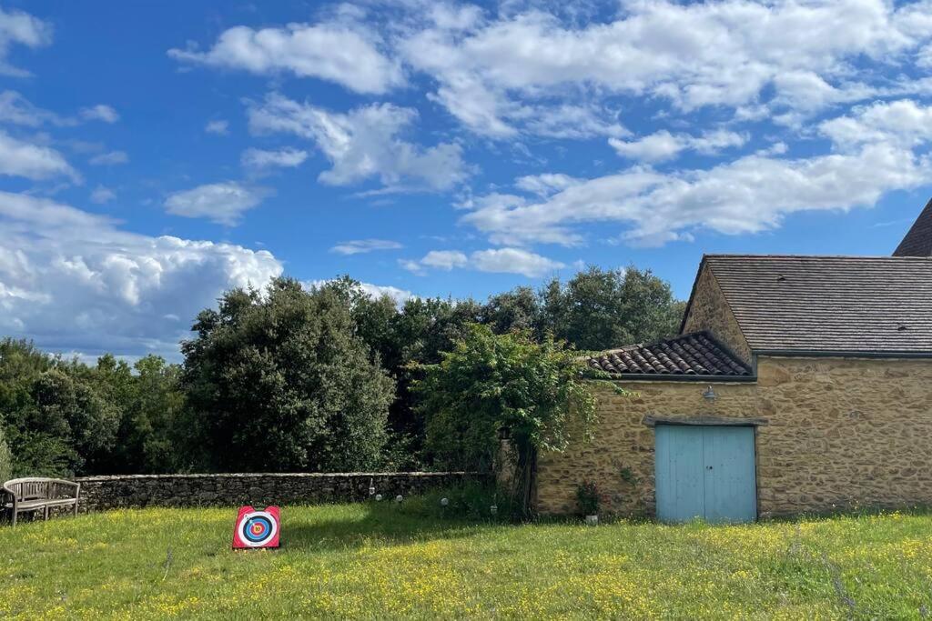 Charming 19Th Century Farmhouse With Pool Vitrac  Buitenkant foto