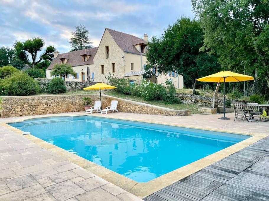 Charming 19Th Century Farmhouse With Pool Vitrac  Buitenkant foto