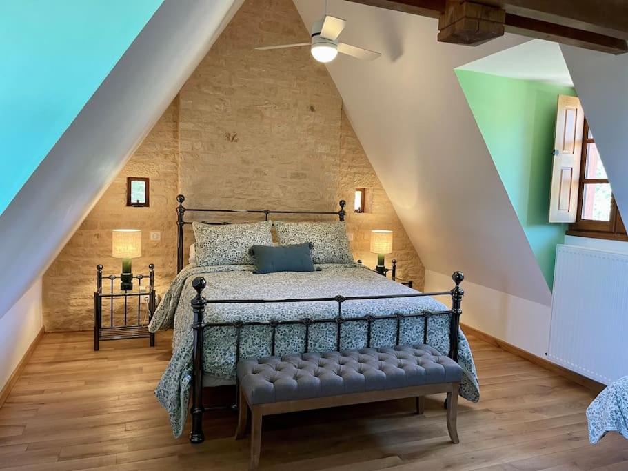 Charming 19Th Century Farmhouse With Pool Vitrac  Buitenkant foto